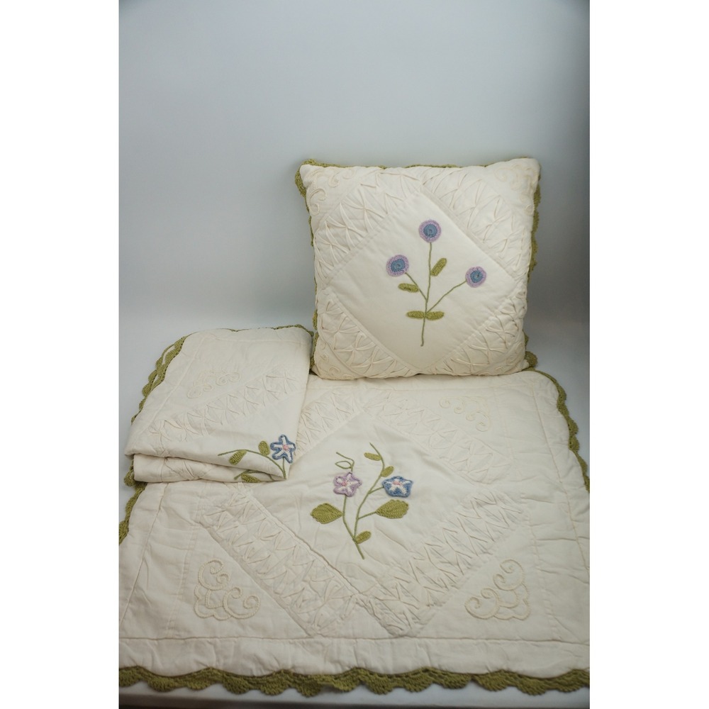 Dillards Nobility Pillow Sham Set Standard Cream Green Floral Quilted Cotton GC